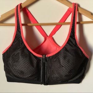 VS Knockout Front ZIP sports bra 36C